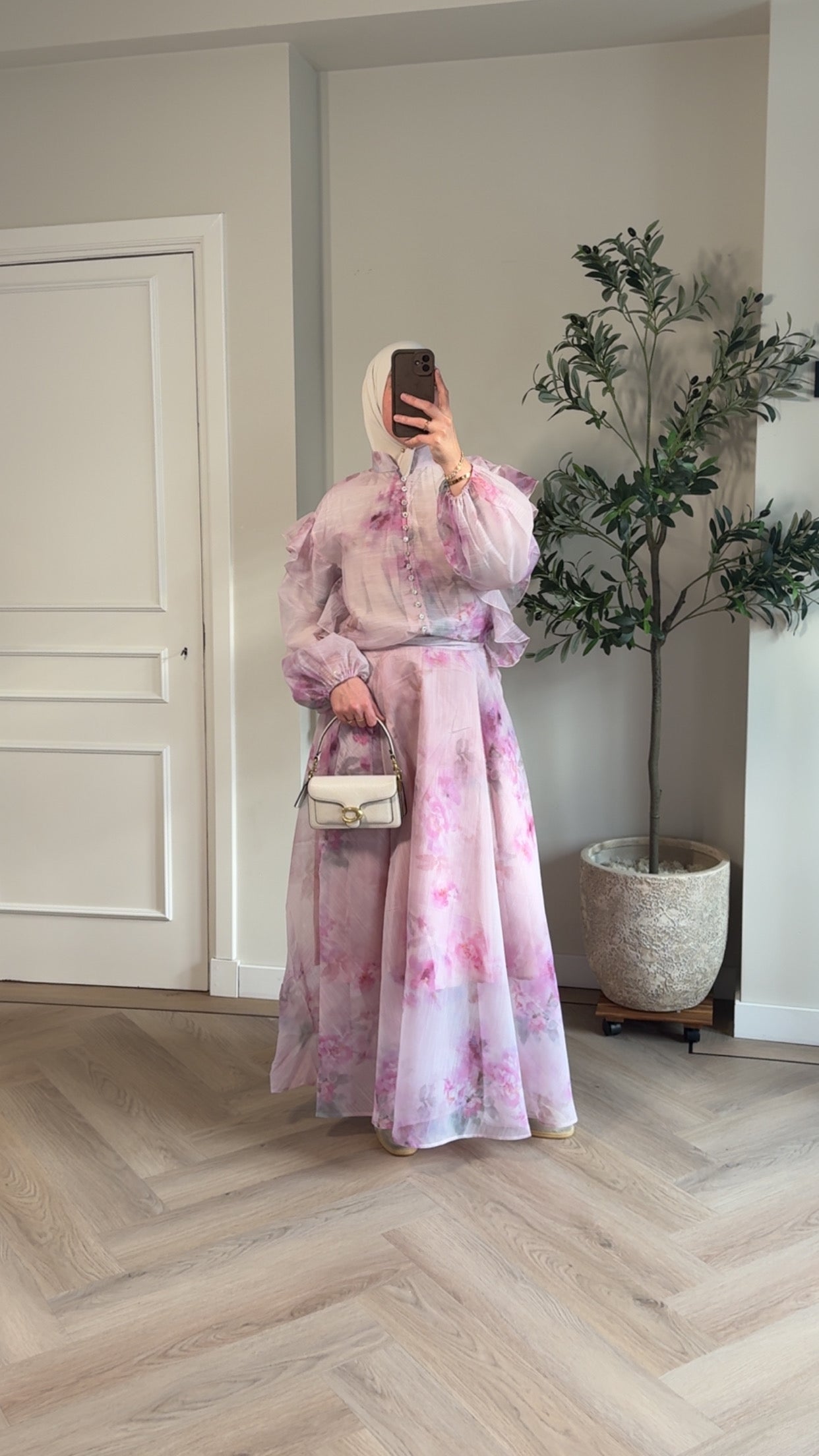 Set Amira