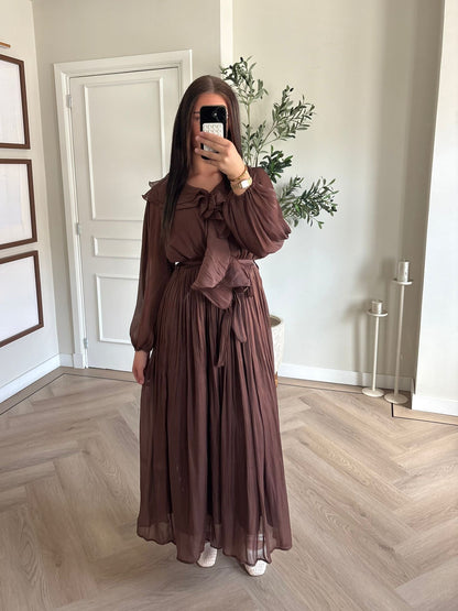Flowy ruffle dress - brown