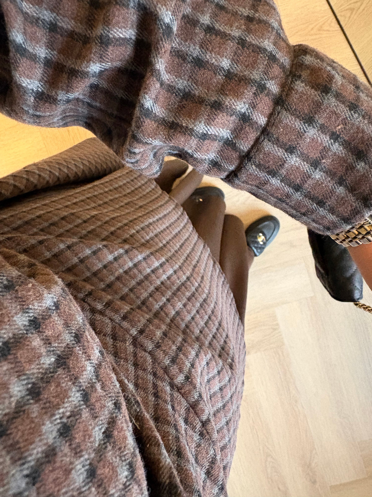 Checked set - brown
