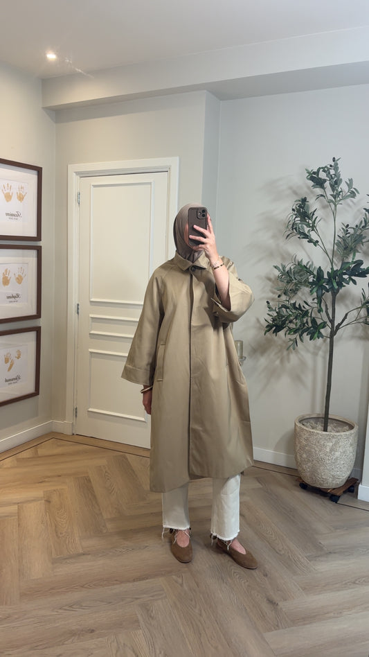 Cape trenchcoat 🤎