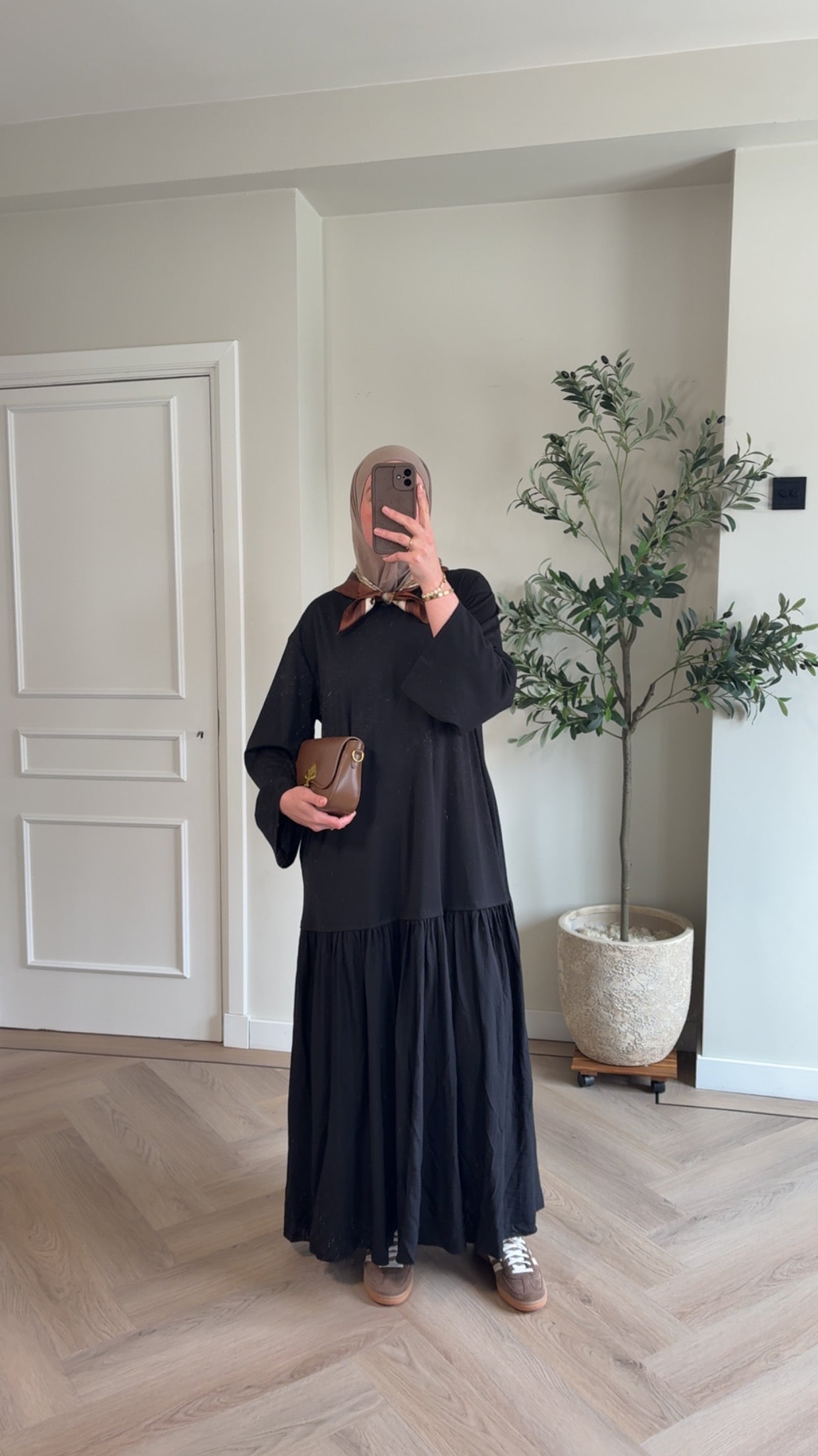 Longsleeve dress - black