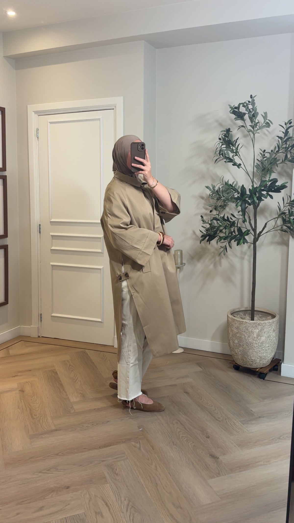 Cape trenchcoat 🤎
