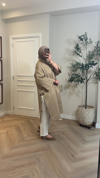 Cape trenchcoat 🤎