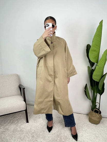 Cape trenchcoat 🤎
