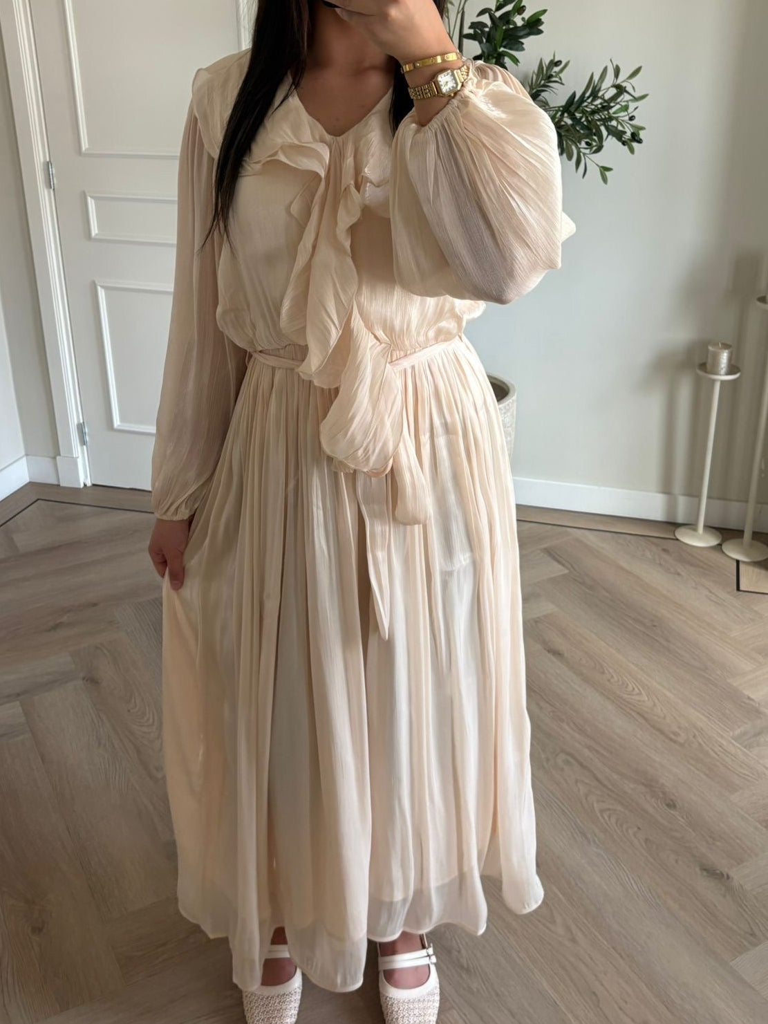 Flowy ruffle dress - crème