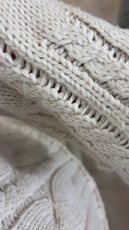 Cableknit sweater - off white